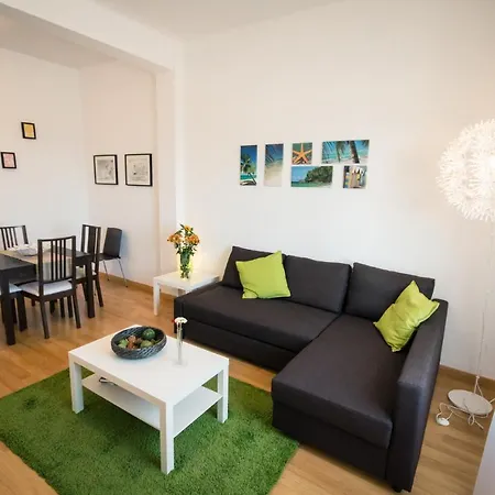 Apartment Holidays2malaga Heredia 3 Bedroom Opposite Port