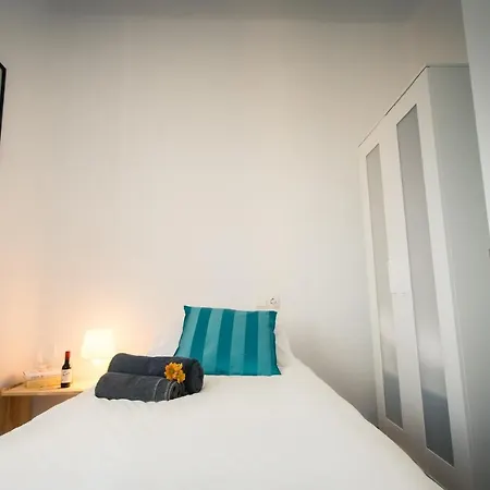 Holidays2malaga Heredia 3 Bedroom Opposite Port Malaga