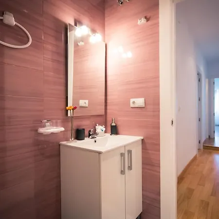 Holidays2malaga Heredia 3 Bedroom Opposite Port * Malaga
