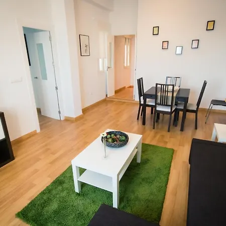 Holidays2malaga Heredia 3 Bedroom Opposite Port * Malaga