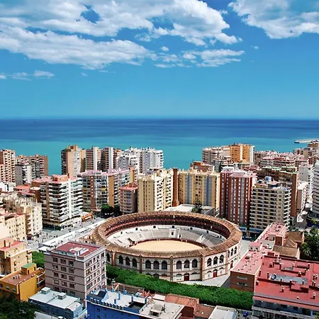Apartment Holidays2malaga Heredia 3 Bedroom Opposite Port Malaga